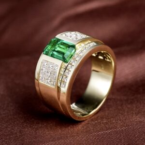 DIAMOND AND EMERALD BAND RING - Image 2